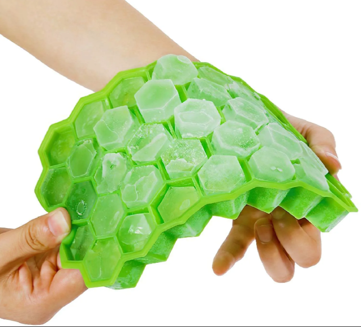 Silicone Honeycomb Ice Cube Tray with Lid – BPA-Free Flexible Ice Mold for Freezer